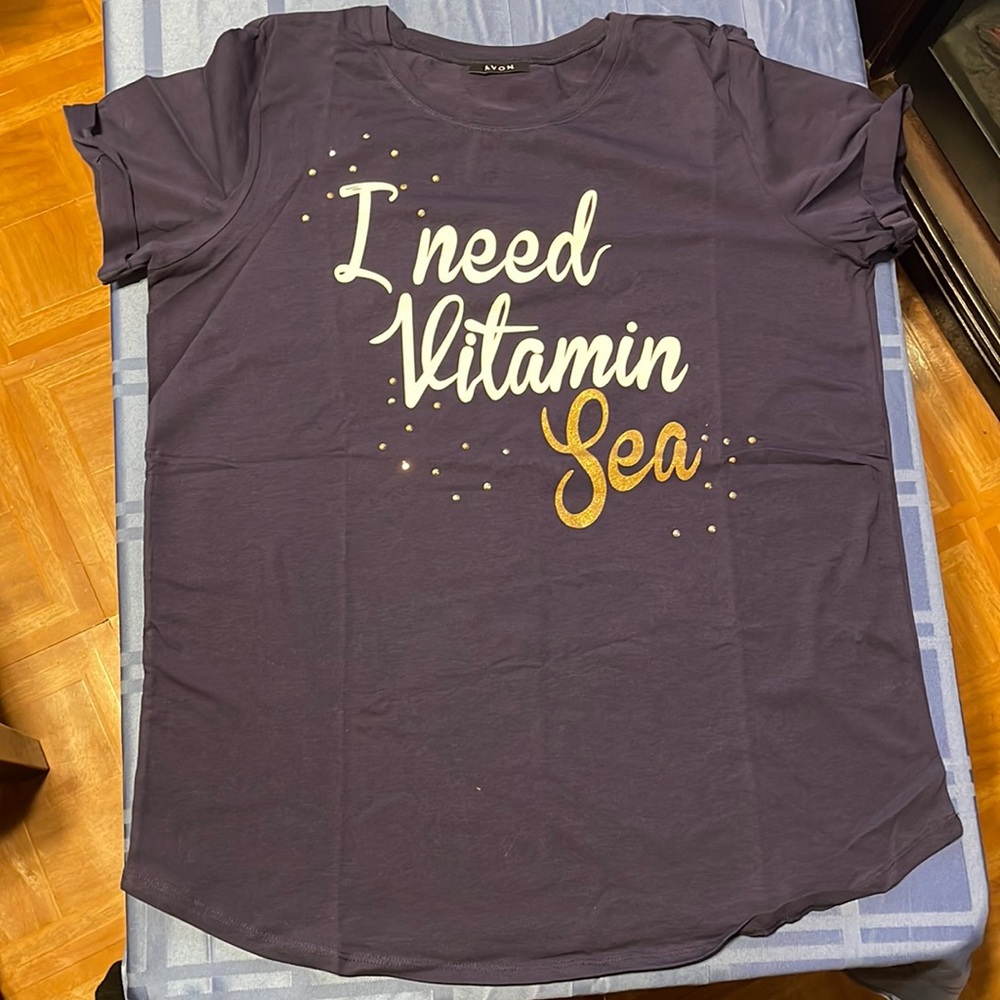 🛍️3/$20 - Avon Signature Collection Vitamin Sea T-Shirt, Size XL
